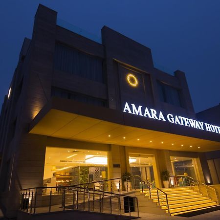 מוראדאבאד Amara Gateway Hotel מראה חיצוני תמונה