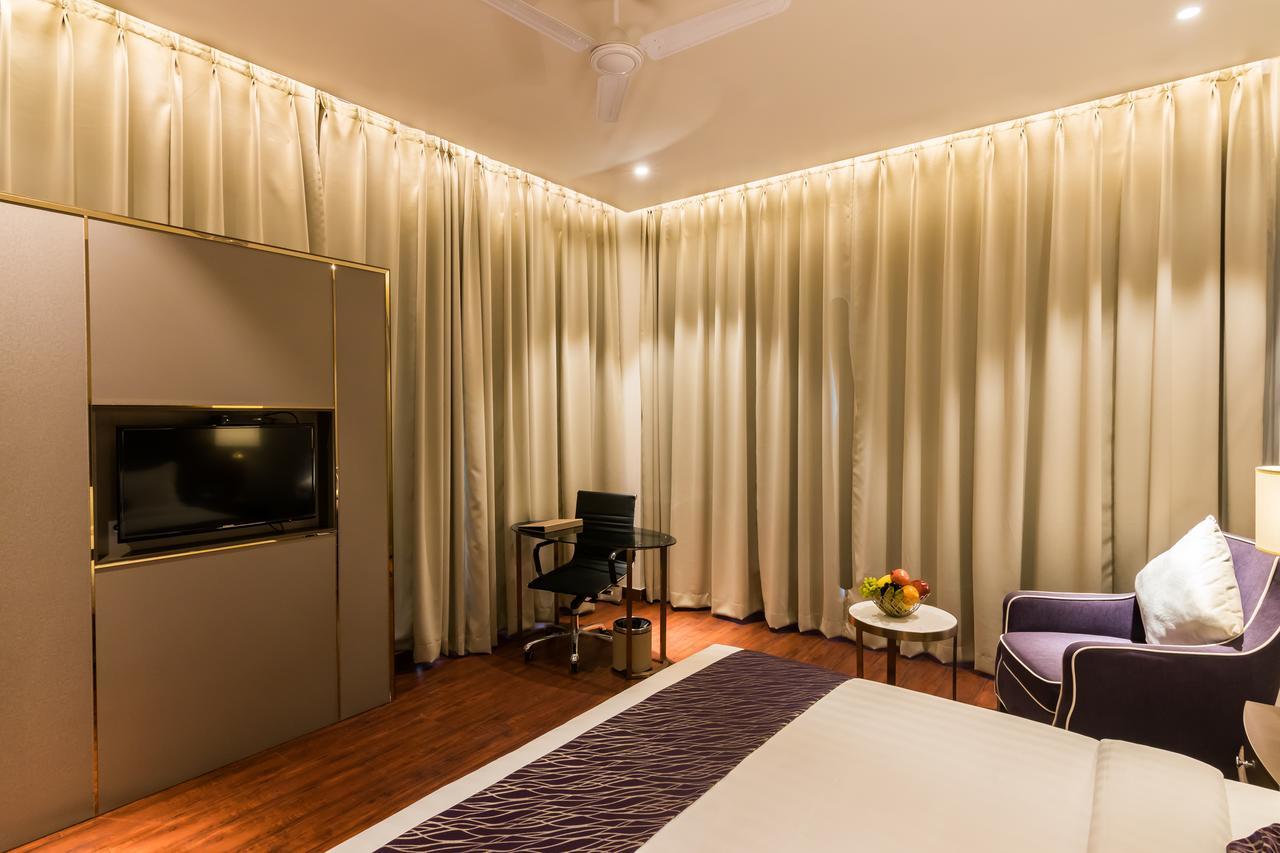 מוראדאבאד Amara Gateway Hotel מראה חיצוני תמונה