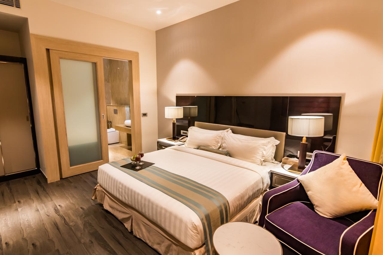 מוראדאבאד Amara Gateway Hotel מראה חיצוני תמונה
